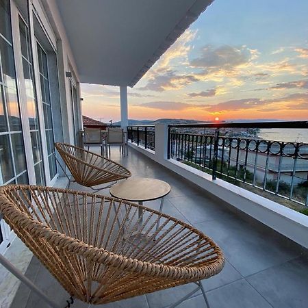 Villa Eleni Greece - Wonderful Sea View Studios Νέα Ρόδα Εξωτερικό φωτογραφία
