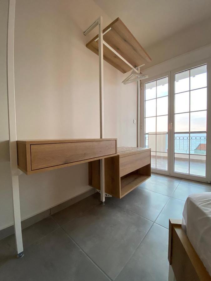 Villa Eleni Greece - Wonderful Sea View Studios Νέα Ρόδα Εξωτερικό φωτογραφία