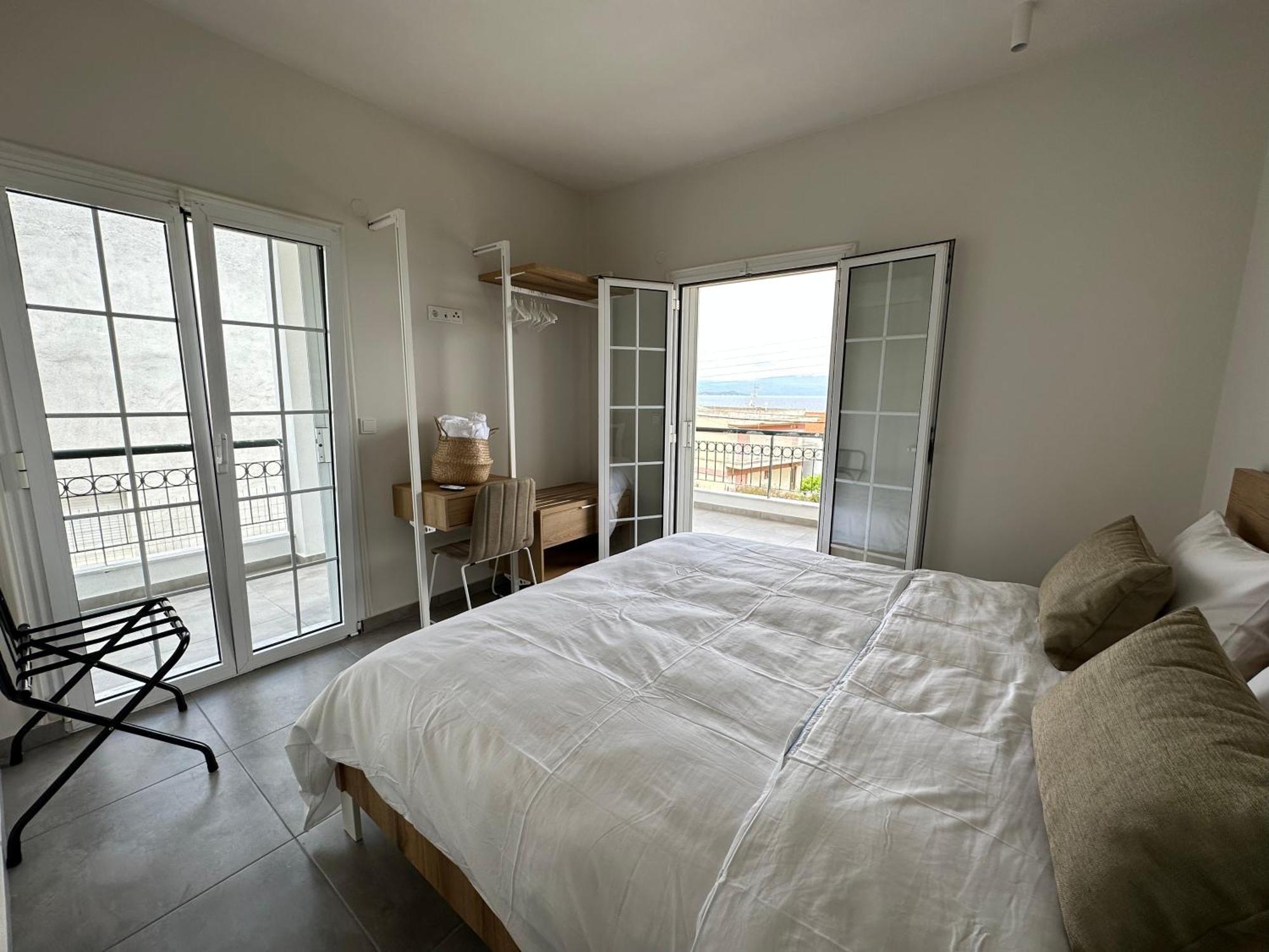 Villa Eleni Greece - Wonderful Sea View Studios Νέα Ρόδα Εξωτερικό φωτογραφία
