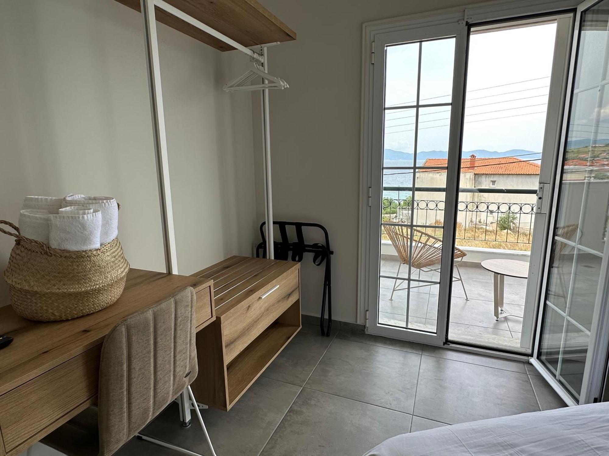 Villa Eleni Greece - Wonderful Sea View Studios Νέα Ρόδα Εξωτερικό φωτογραφία