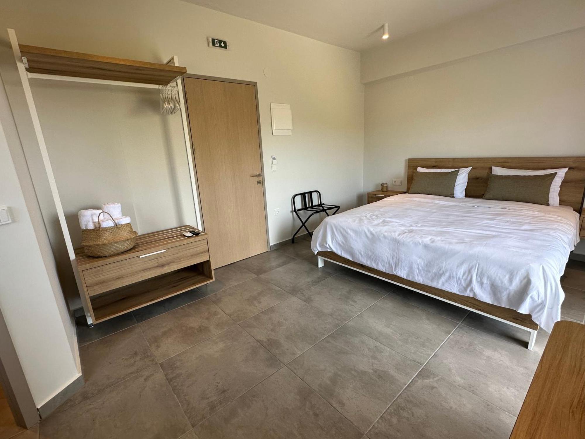 Villa Eleni Greece - Wonderful Sea View Studios Νέα Ρόδα Εξωτερικό φωτογραφία